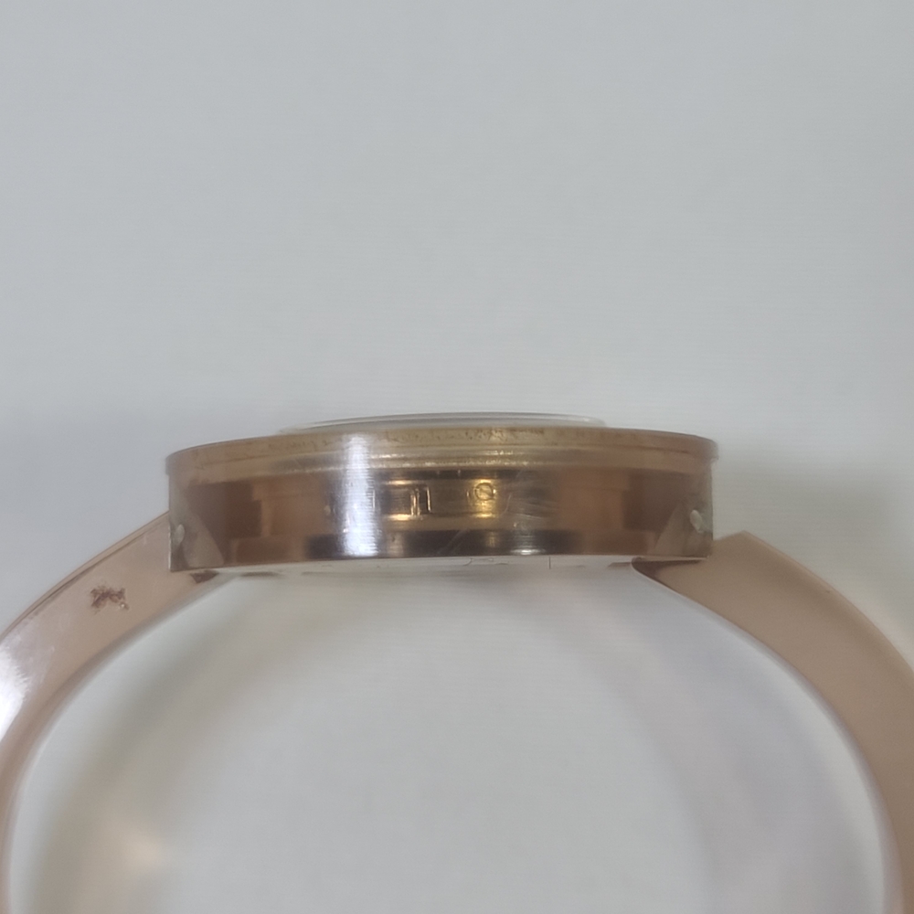 Rare Vintage Gucci Italy Women's Swiss Made Lucite Bangle Manual Wind Up Watch - Picture 7 of 14